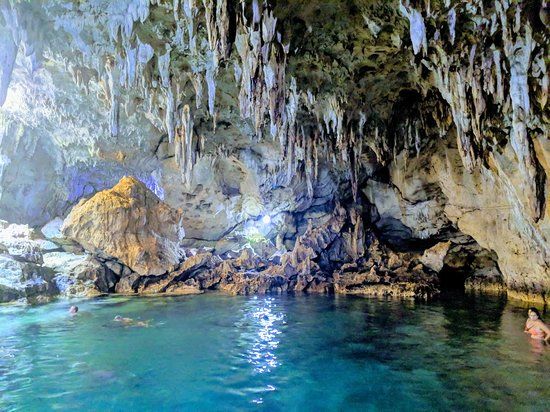 Grottes de Hinagdanan